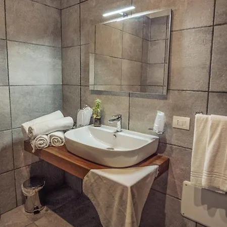 Chalet Lago Taverna (Calabria)