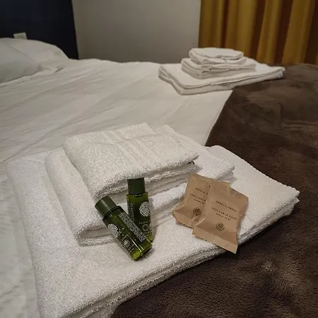 Chalet Lago Bed & Breakfast Taverna (Calabria)