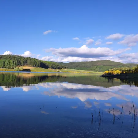 Chalet Lago Bed & Breakfast